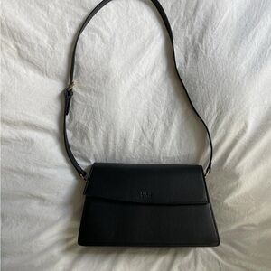 Sleek Black Leather Shoulder Bag